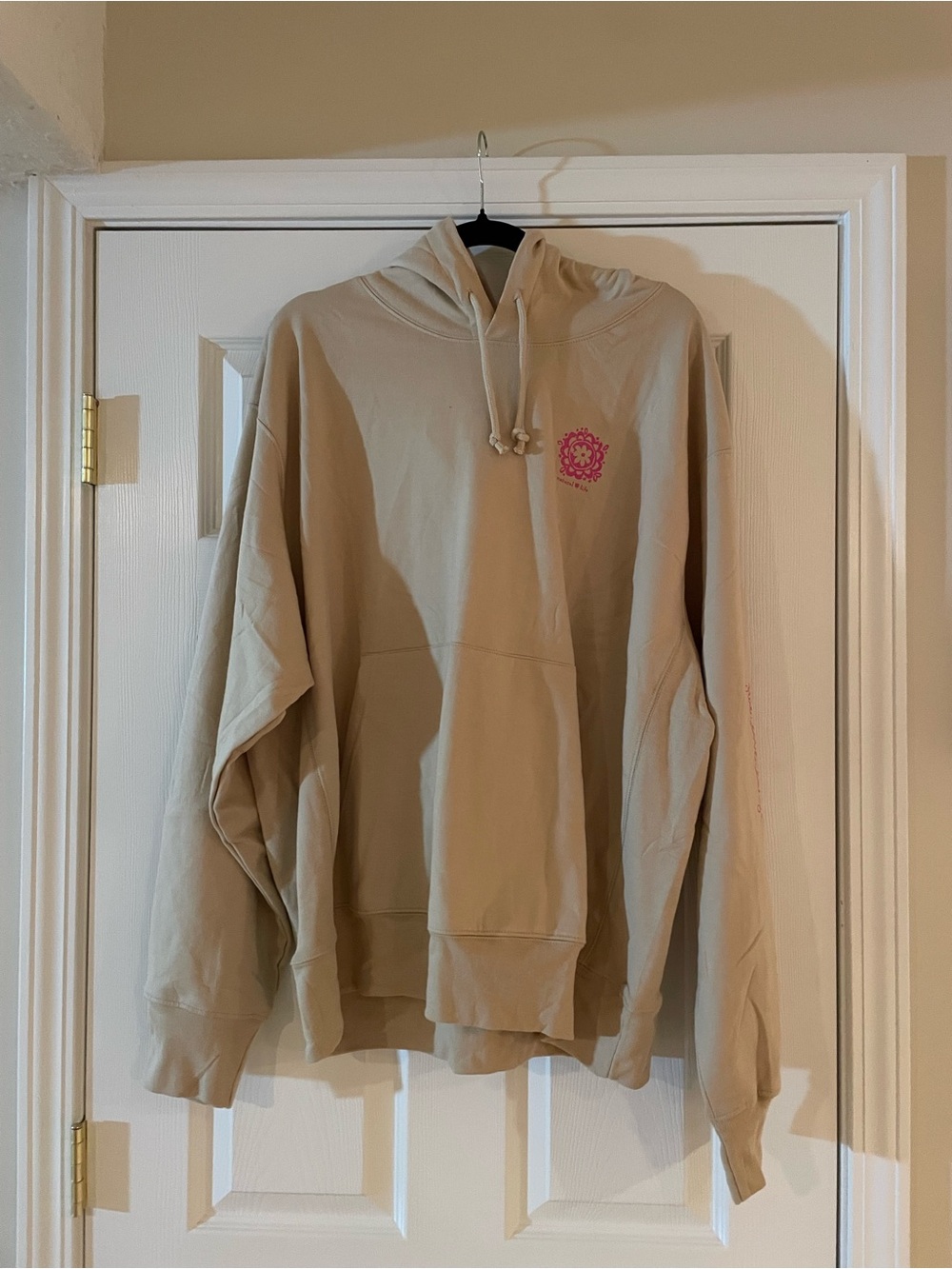 Natural Life Sweatshirt with hood